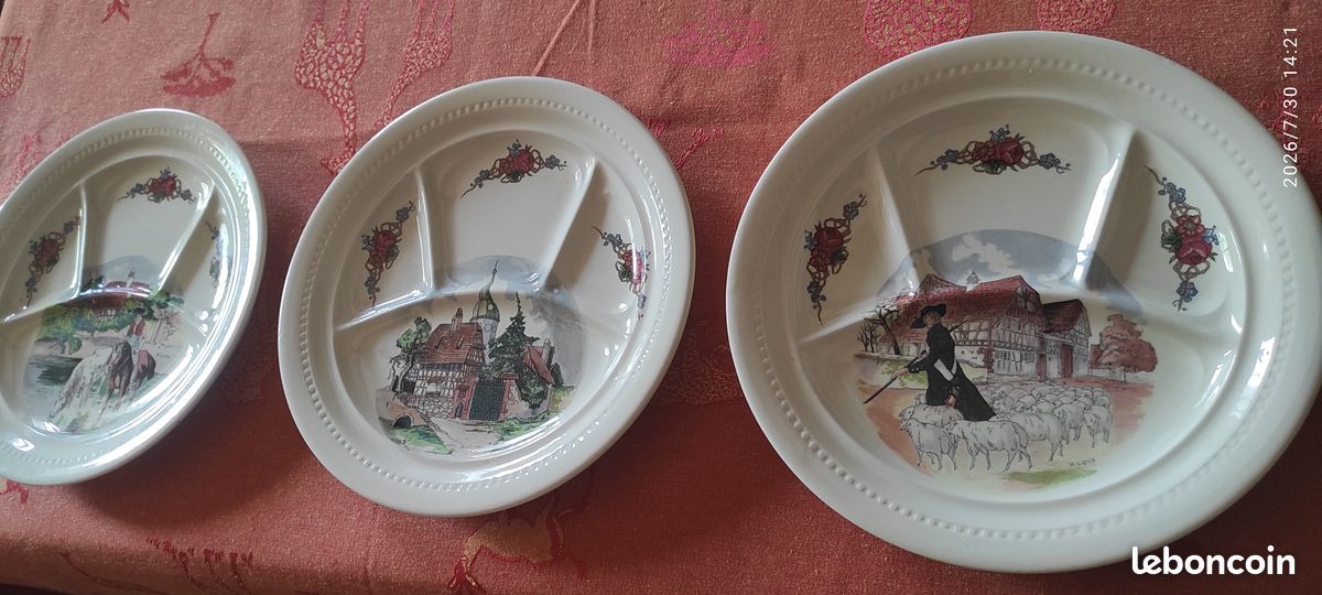 A l'unité: Assiettes ALSACIENNES anciennes à FONDUE, RACLETTE (ou crudités) "Atelier d'Art de Lorraine SARREGUEMINES-France" / NANOU68 (image 2)
