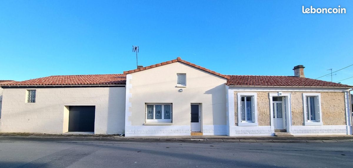 Maison 3 pièces 96 m² · à Les Magnils-Reigniers · 96 m² · 182 000 €