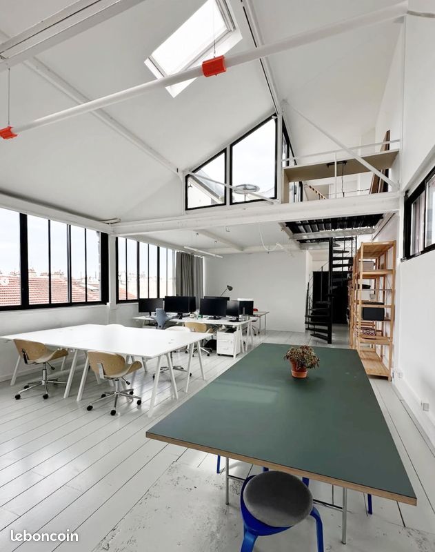 Local commercial 3 pièces 85 m² · à Paris · 85 m² · 450 €/mois