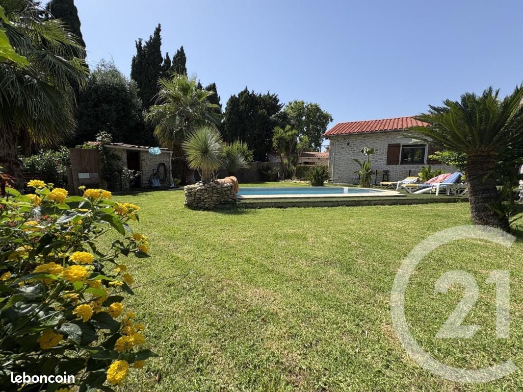 Maison 7 pièces 234 m² · à Argelès-sur-Mer · 234 m² · 699 000 €