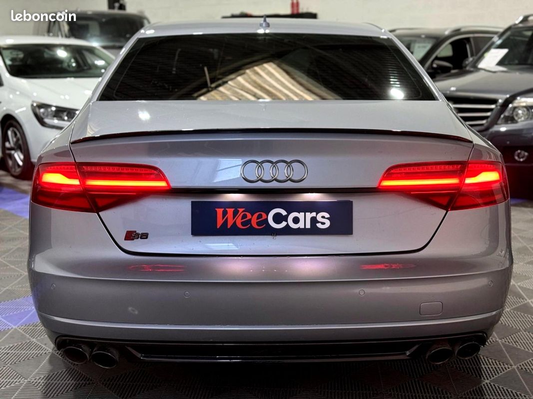 AUDI S8 PLUS 4.0 V8 TFSI 605 QUATTRO TIPTRONIC BVA - Toit ouvrant & Céramiques (image 5)