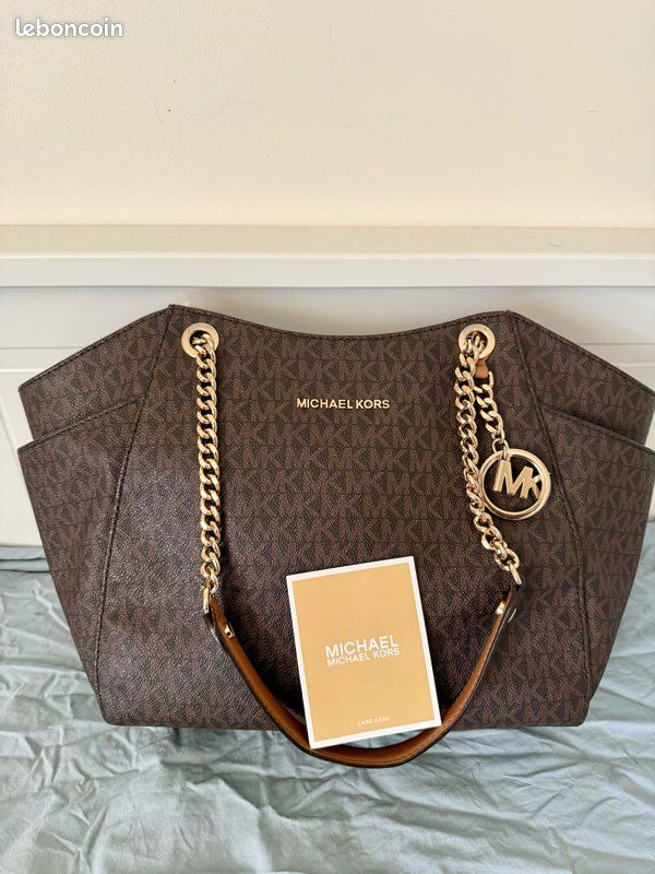 Garnet Furniture Nouvelle Collection Sac Michael Kors Garnet