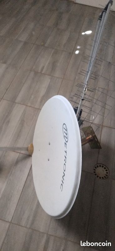 Antenne parabole (image 2)