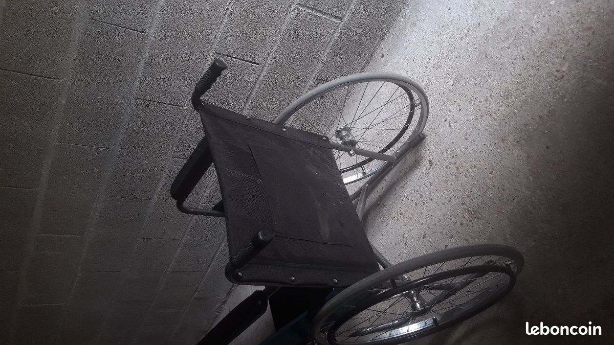 Fauteuil roulant peux servir (image 3)