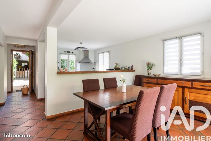 Maison familiale 5 pièces 165 m² — 6