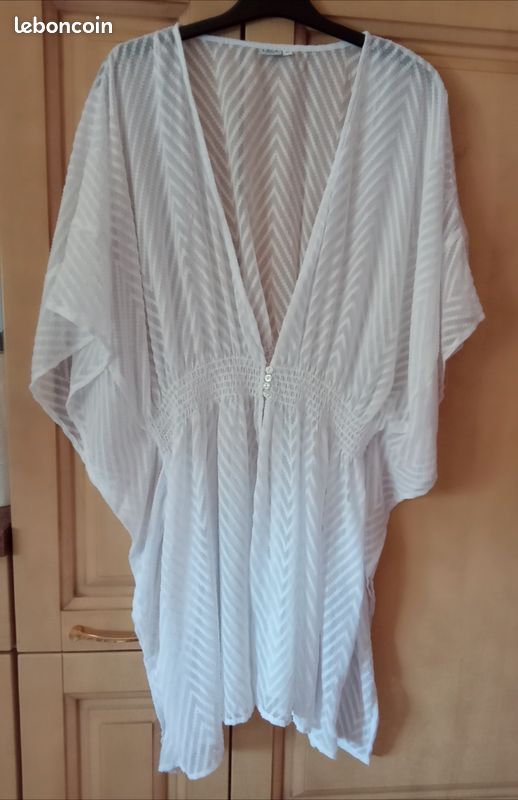VENDU...Robe tunique de plage LOLA Paris ( ou déshabillé) comme Neuve de 38 à 42 (image 6)