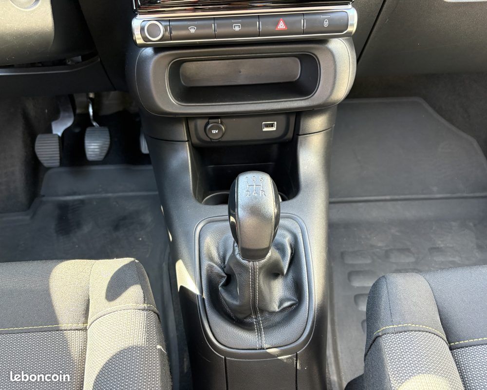 CITROEN C3 - Finition LIVE - 83 ch - DISTRIBUTION NEUVE - Entretient complet - Garantie 6 mois (image 17)