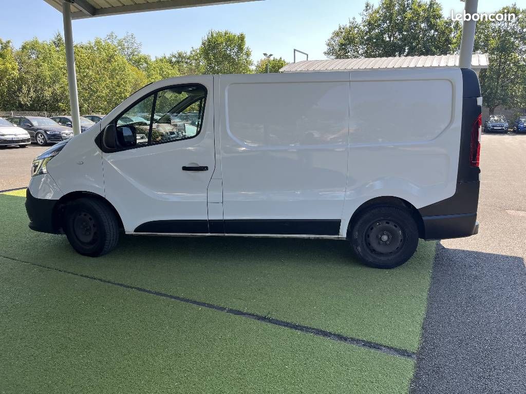 Renault Trafic III 2.0 DCI 120 CONFORT (image 5)