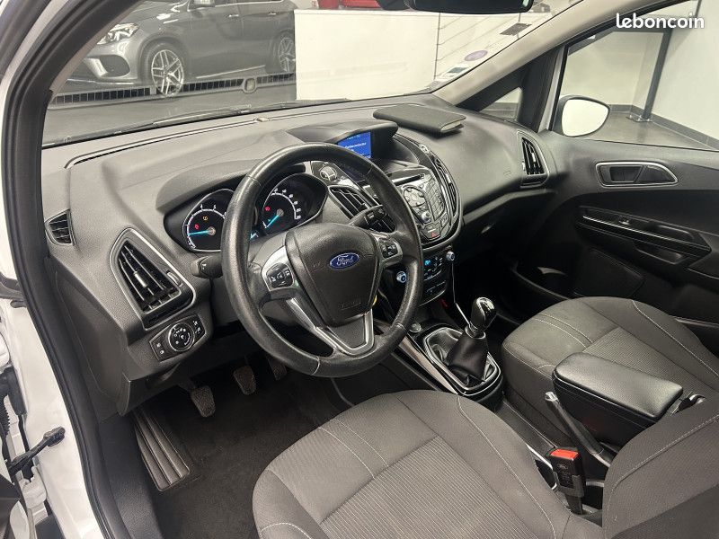 Ford B-MAX 1.0 scti 125 chTitanium / GPS / Climatisation / Régulateur / Radar (image 18)