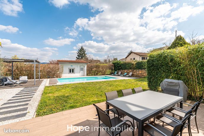 Maison 5 pièces 155 m²