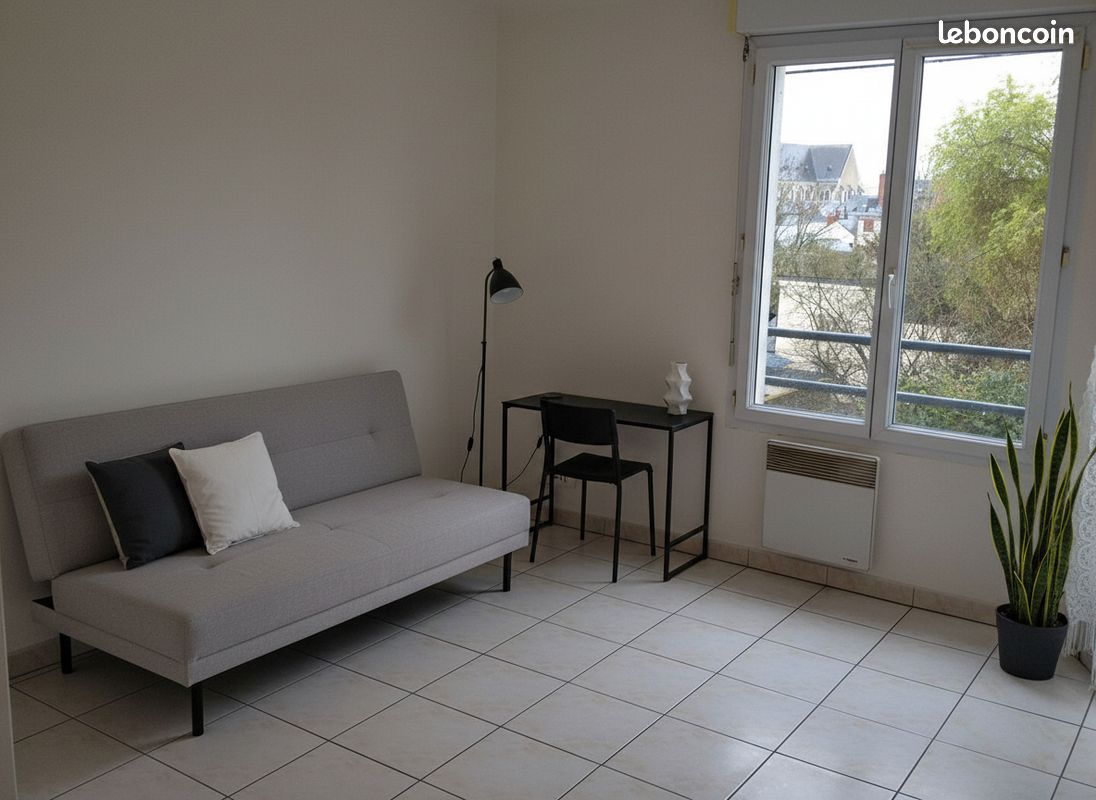 Appartement 1 pièce 18 m² · à Angers · 18 m² · 420 €
