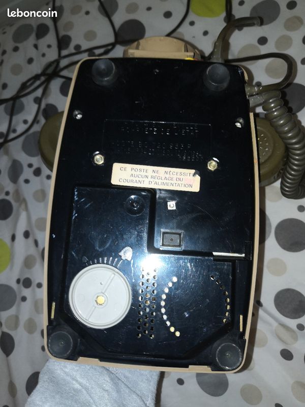Téléphone vintage (image 3)
