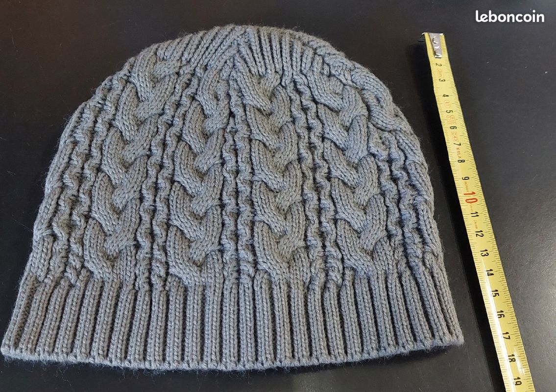 Bonnet gris (image 1)
