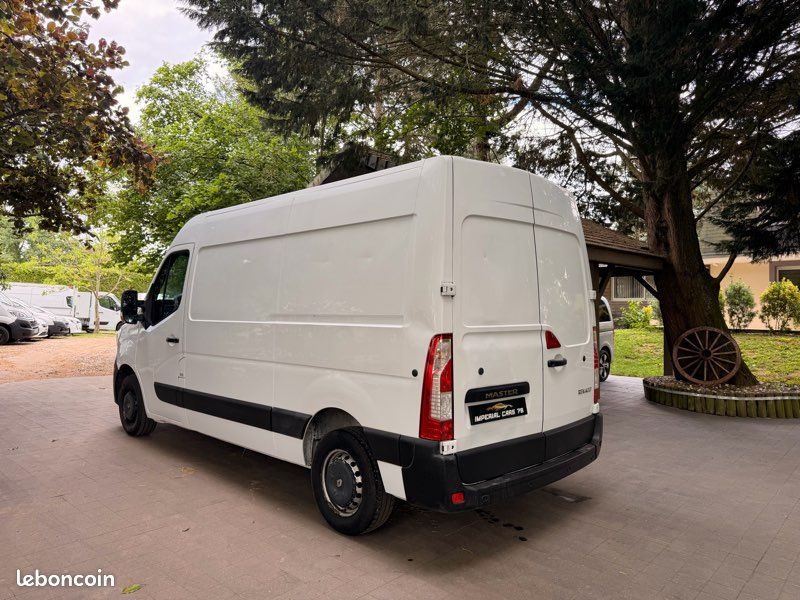 Renault Master Fg F3500 L2H2 2.3 Blue dCi 135ch Grand Confort Euro6 2020 – photo 4