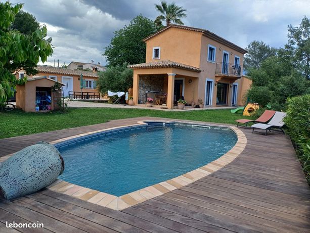 Villa 7 pièces 205 m²