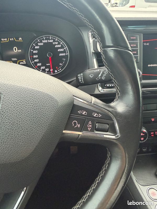 Seat ateca 1.6 tdi 115 ch bvm6 xcellence camera / carplay (image 26)