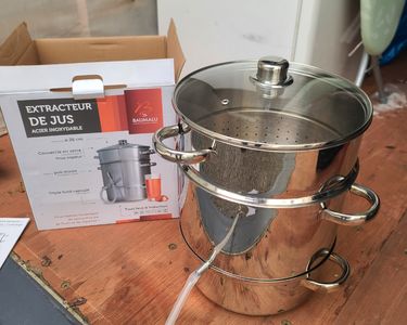 KARL HAUSMANN Extracteur de Jus Vapeur 5L Acier Inoxydable - Confiture Chaud - Compatible Tous Types Cuisinières Induction