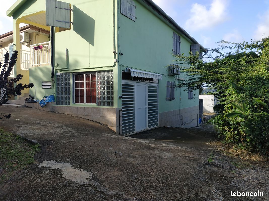 Maison 7 pièces 117 m² · à Gros-Morne · 117 m² · 215 000 €