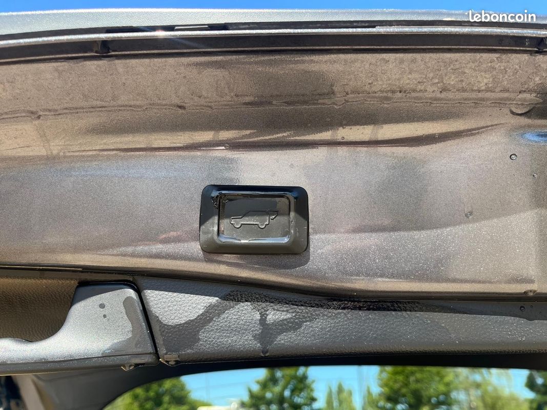 TOYOTA RAV4 HYBRIDE PRO MY23 218 ch 2WD Dynamic Business + Beyond Zero Academy TVA RECUPERABLE (image 14)