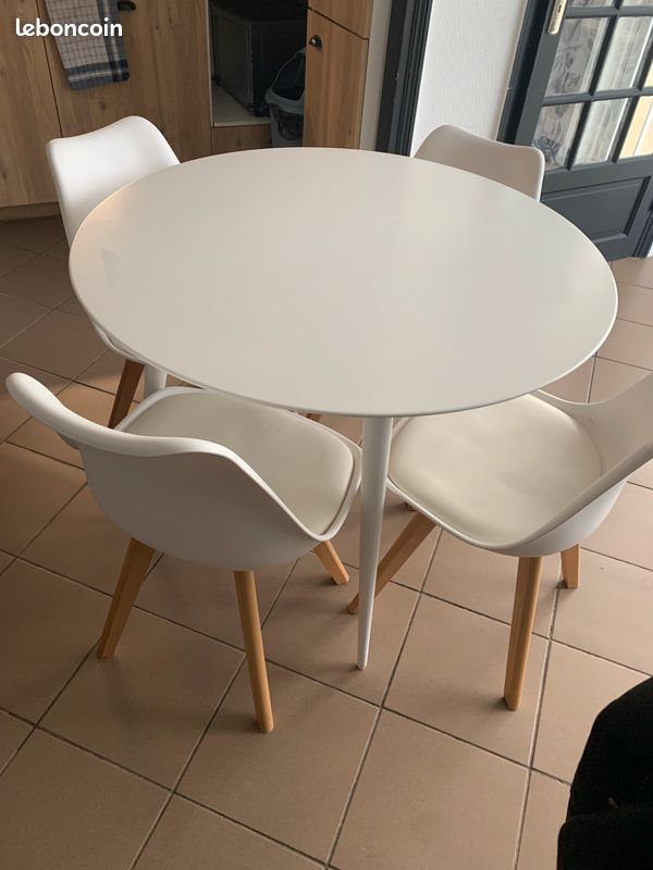 Table et chaise à vendre (image 1)