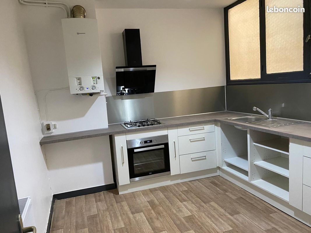Appartement 2 pièces 70 m² · à Sedan · 70 m² · 500 €