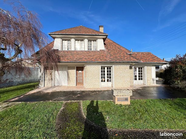 Maison 8 pièces 200 m²