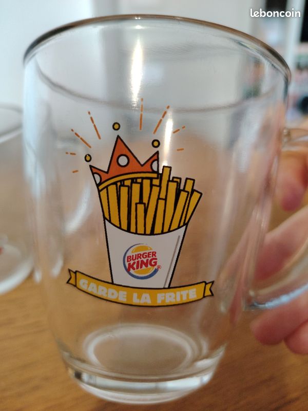 Mug Burger King 'Garde La Frite' Transparent - Occasion, Marques D'usure Mais Fonctionnel