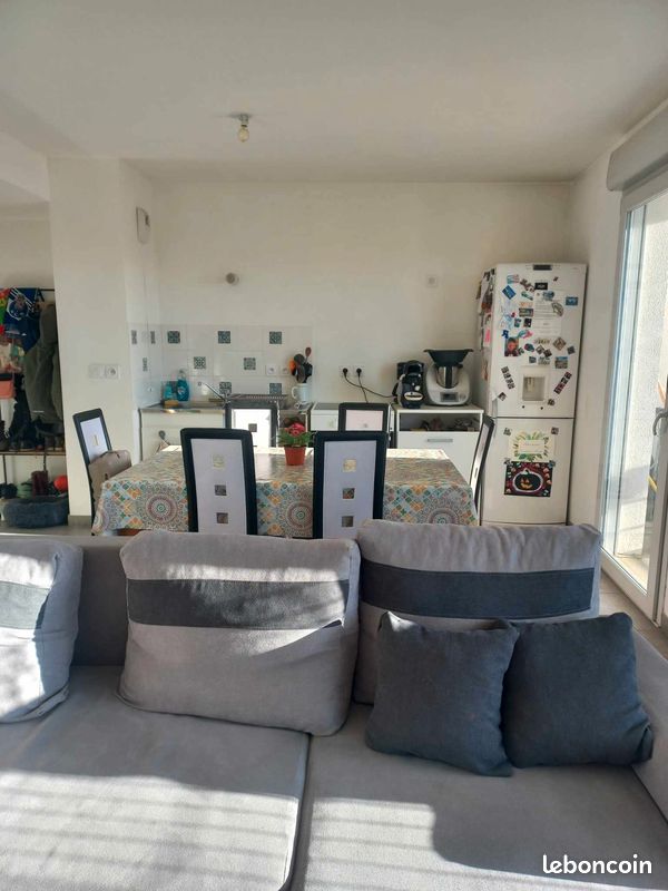 Appartement 3 pièces 58 m² · à Décines-Charpieu · 58,4 m² · 942 €/mois