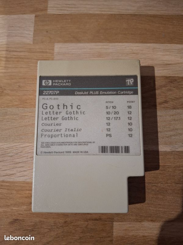 Cartouche d'imprimante de polices HP 22707P DeskJet PLUS Emulation Cartridge 1989 (image 1)