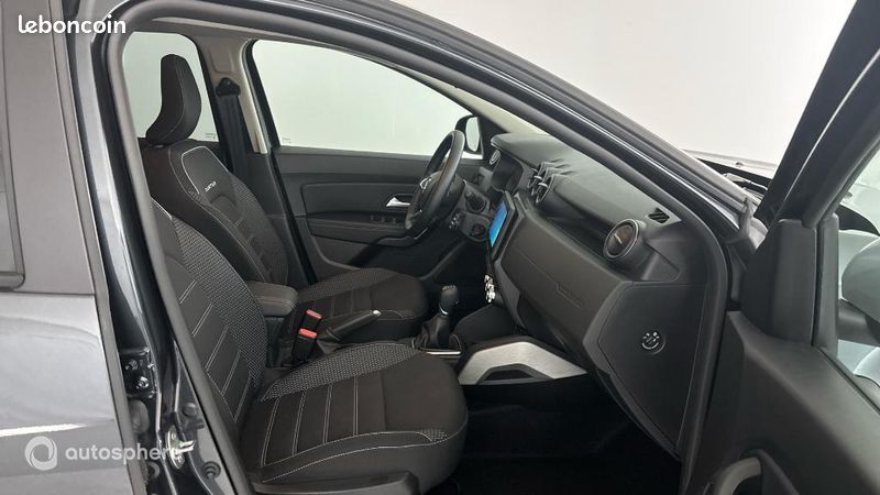 Dacia Duster 1.3 TCe 150ch FAP Prestige 4x2 EDC (image 15)