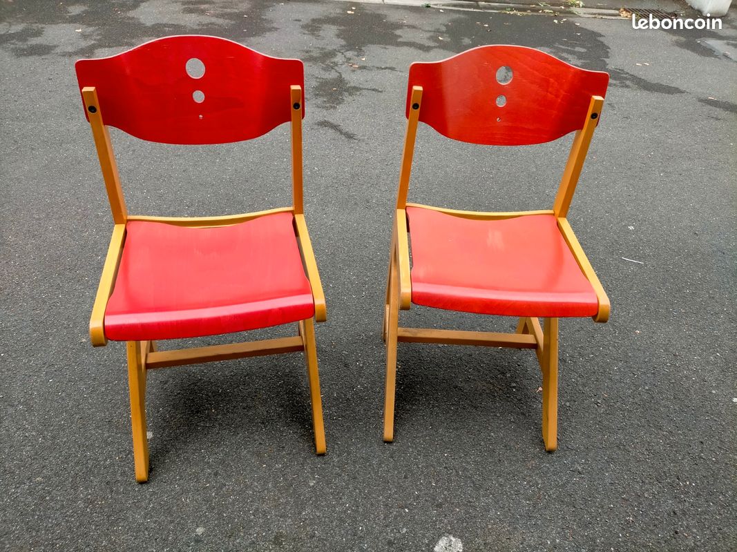Table et chaises (image 1)