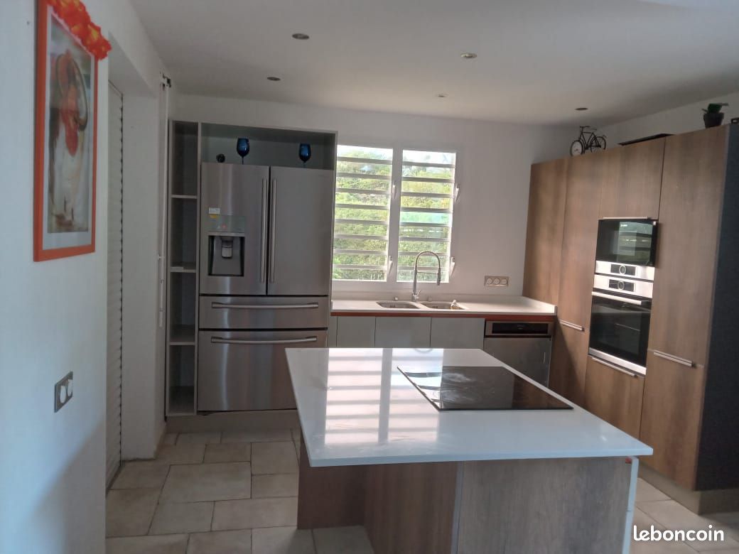 Au calme, moderne, grands espace (image 1)