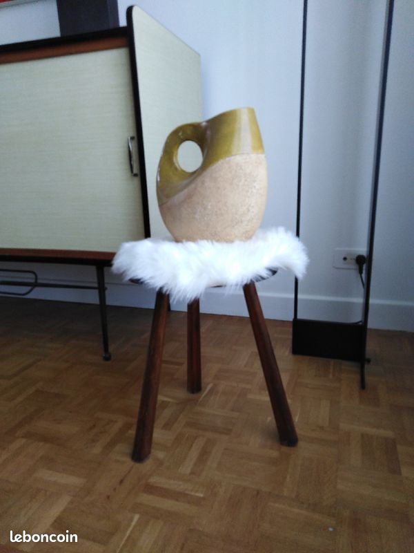 Tabouret tripode bois (image 5)
