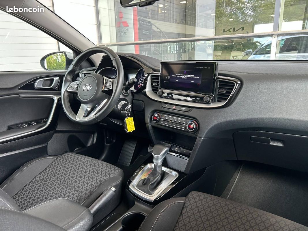 Kia Ceed 1.5 T-GDI 160ch Active DCT7 (image 8)