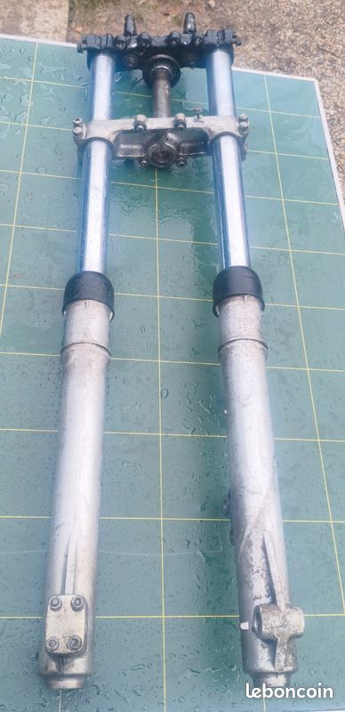 Fourche complete yamaha 600 xt (image 2)