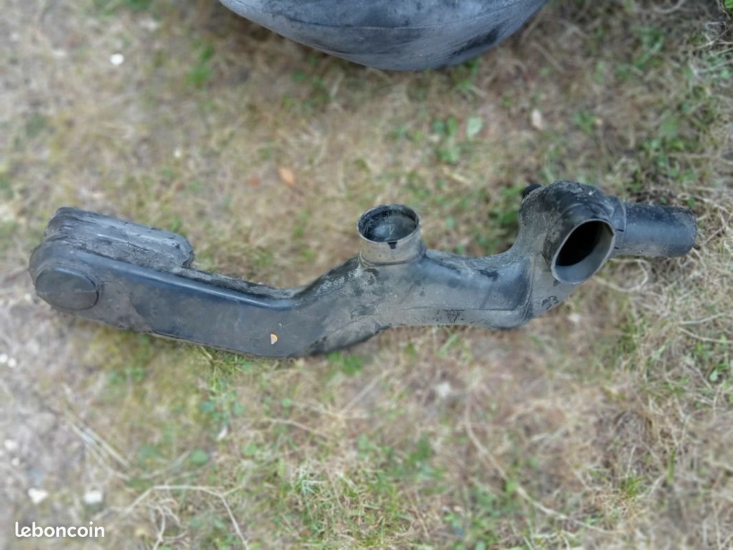 Durite d'air Ford Fiesta1 MK4 1997 (image 2)