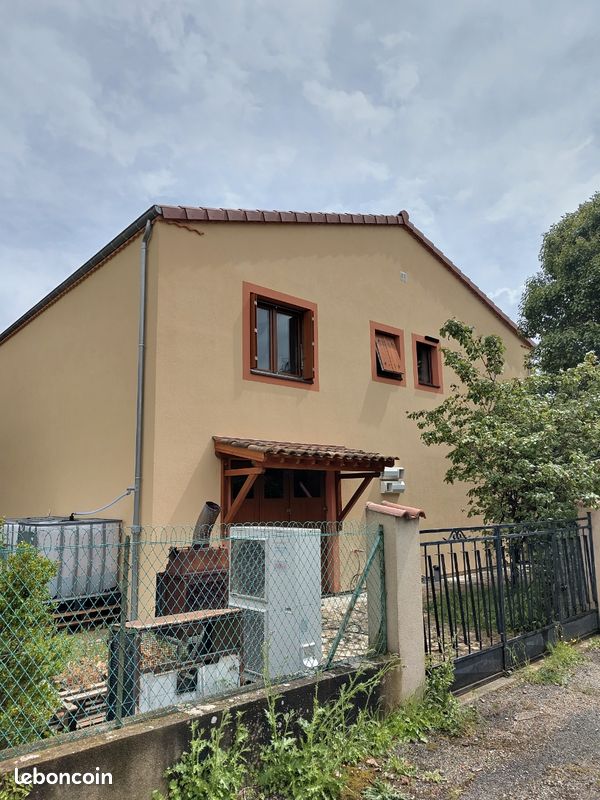 Maison 12 pièces 350 m² · à Crest · 350 m² · 100 000 €
