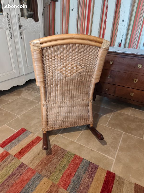 Rocking chair (image 4)
