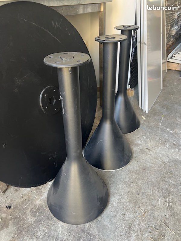 Je vends ce lot de 6 tables d'appoint hay parfaites pour apporter une touche moderne et fonctionnelle à votre salon. - Type de produit : Lot de 6 tables d'appoint - Marque : hay - Matériau : Bois - Di (image 5)