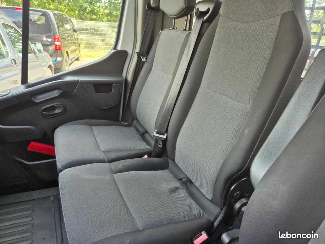 Renault Master PLATEAU RIDELLE SIMPLE + HAYON ELEVATEUR F3500 L3 2.3 DCI 130 CH GRAND CONFORT (image 39)