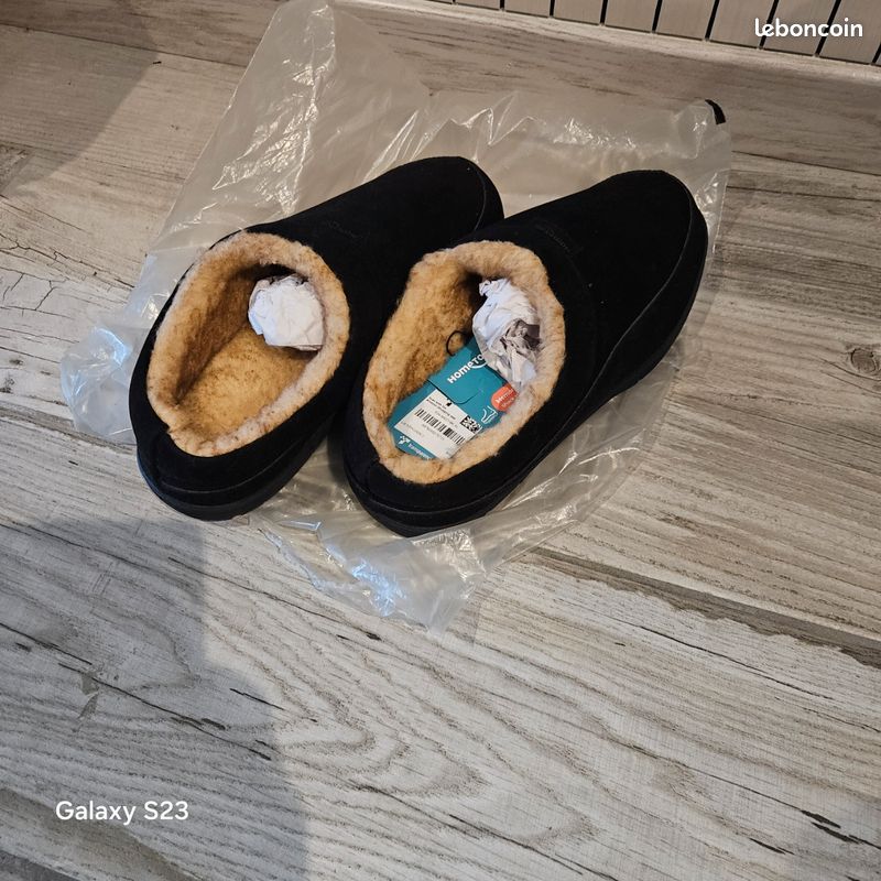 Mocassin Chausson Homme Pierre Cardin Pinaud - Intérieur Doux, Semelle Antidérapante - Marron Ou Bleu Marine