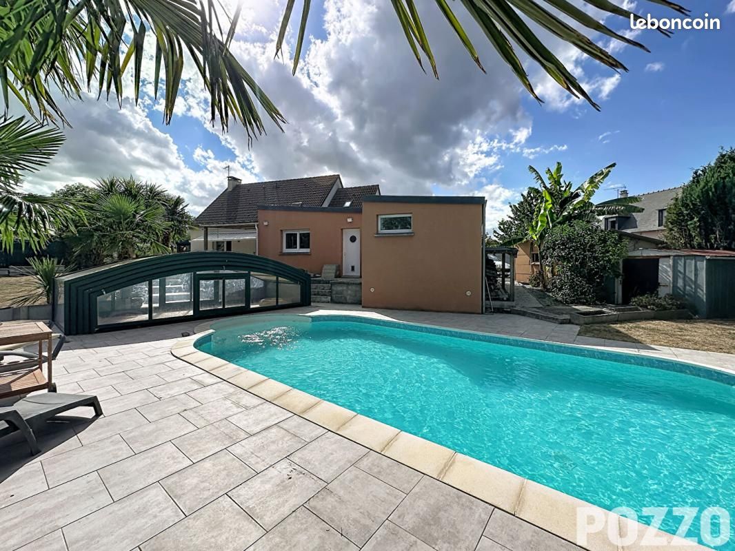 Maison 7 pièces 187 m² · à Bacilly · 187 m² · 449 500 €