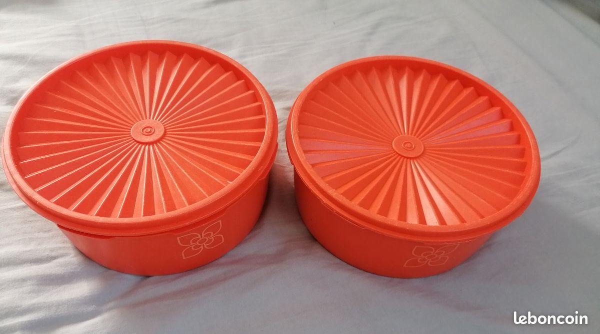 Lot de 2 très grandes boîtes soleil gigogne oranges TUPPERWARE