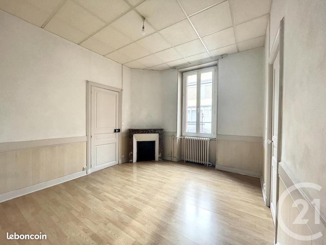 Appartement 2 pièces 46 m² · à Clermont-Ferrand · 46 m² · 545 €