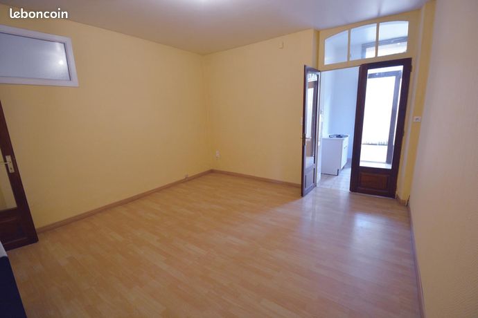 Decazeville loue T2 47 m2