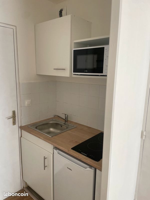 Appartement 1 pièce 18 m² · à Nantes · 18 m² · 521 €
