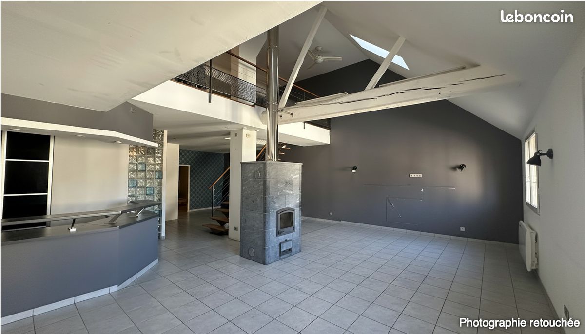 Maison 6 pièces 220 m² · à Neufchâteau · 220 m² · 235 000 €