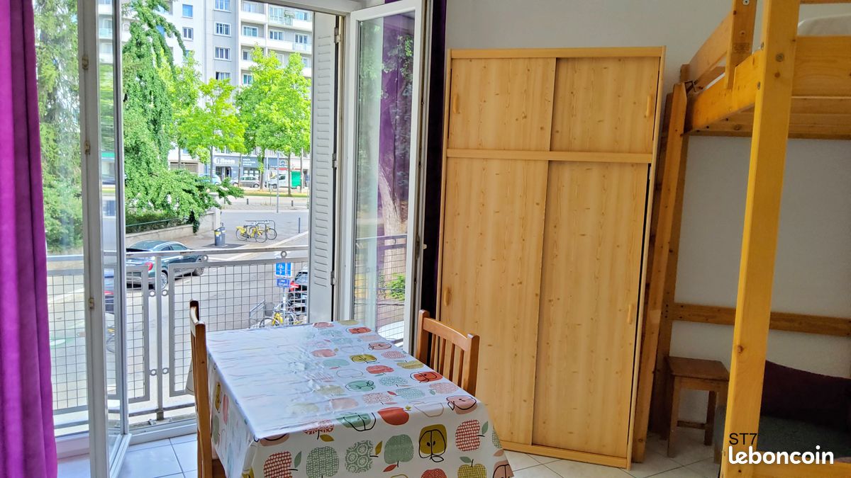 Appartement 1 pièce 18 m² · à Grenoble · 18 m² · 485 €