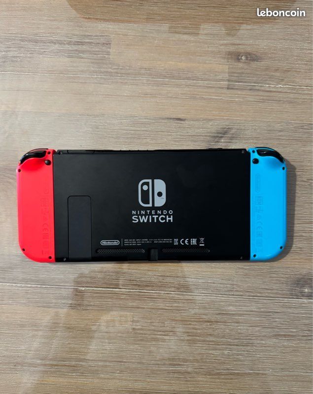 Nintendo Switch V1 (image 2)