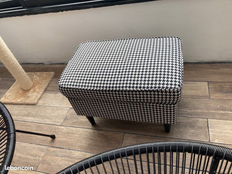 Pouf pied de poule IKEA (image 1)